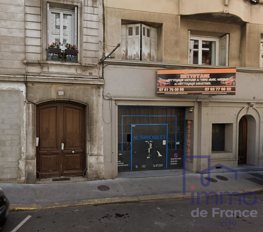 Local commercial  - 150m² - ST ETIENNE ST ETIENNE